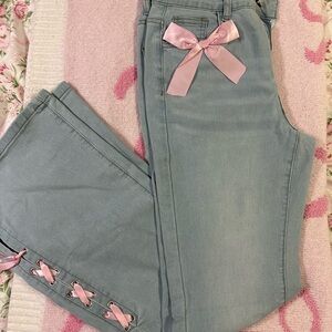ROMWE Light Blue Flare Bow Jeans